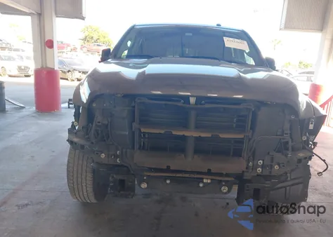 2021 Ram 1500 Classic Tradesman 4X2 5'7 Box из США, поврежденный, VIN 3C6RR6KG5MG563239